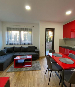 Apartman Aria Red